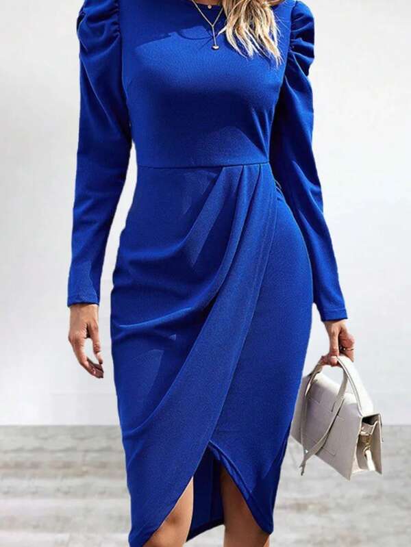 Elegant Women's Blue Knit Mid-Length Dress, With Long Pleated Sleeves And Regular Hemline, Suitable For Casual Occasions