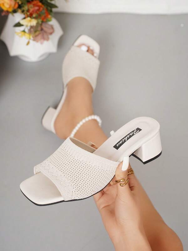 صنادل نسائية ذات كعب سميك مصنوعة من قماش محبوك بتصميم مفتوح للأصابع وتصميم مربع للأصابع، لون أخضر طبيعي، تصميم أنيق وقابل للتنفس، مناسبة للاستخدام اليومي والمتعدد الاستخدامات، خيار نسائي رائع