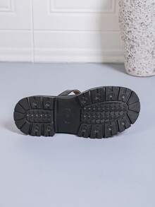 女士新款洛丽塔风粗跟黑色乐福鞋,法式英伦玛丽珍鞋,情人节心形鞋面设计,心形鞋面,金属扣鞋,复古圆头乐福鞋,新款学院风商务正装办公平底鞋(黑色) - 黑色 - 查看 6