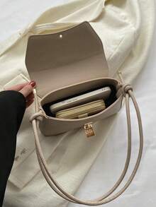 时尚新款单肩包，个性化金属扣装饰设计，彰显时尚品味。单肩包，纯色PU高端斜挎包，闪亮亮片设计，适合购物、日常生活、旅行、通勤和观光。 - 卡其色 - 查看 5