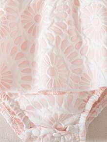 秋冬季女婴白色短袖连体衣、蝴蝶结袜子和发带套装 - 白色 - 查看 3