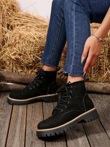 2025 新款女士时尚黑色绒面系带靴，高品质独特，经典黑色百搭，可调节鞋带和鞋底，圆头低跟雪地靴，冬季户外休闲踝靴 - 黑色 - 查看 2