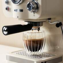 Set Of 6 Egg-Shaped Double-Layered Glass Cups, Vertical Stripe Design, Cold And Scald-Proof, Made Of Borosilicate Glass, Heat And Cold Resistant, Dishwasher Suitable, 250 Ml/8.5 Oz, Small Coffee Cups, Latte Cups, Also Suitable For Cappuccino, Tea, And Espresso - 無色 - 查看 5