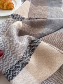 1件秋冬女士优雅复古多色格纹条纹提花仿羊绒围巾/披肩，带流苏，冬季保暖休闲加厚款连衣裙围巾 - 黑色 - 查看 3