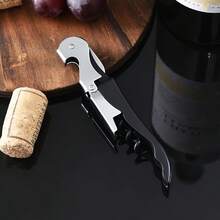 Multifunktionell flasköppnare med sjöhäst - spiralluftare med dubbelt huvud och ölöppnare, ergonomiskt handtag, 7 färger tillgängliga, lämplig för camping, picknick, fester, hemma- och utomhusbruk, modernt köksredskap, trendigt kökstillbehör