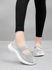 Women's Slip-On Breathable Knit Sneakers - Lightweight Breathable Casual Shoes, Solid Color Design, Fashionable And Versatile Sports Shoes