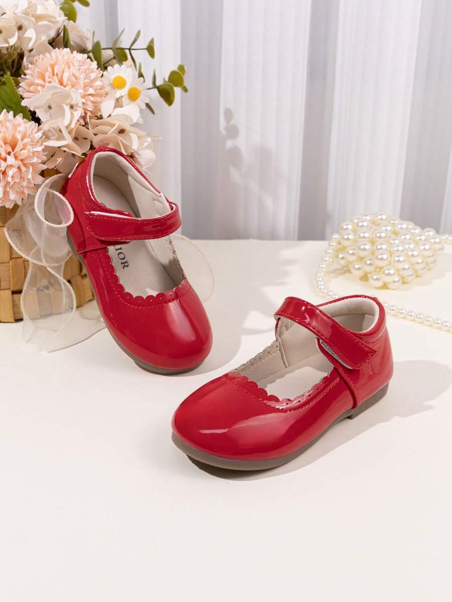 Girls' Cute Scalloped Trim Mary Jane Princess Ballet Flats, Solid Color