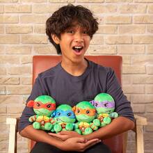 Kids Play Animal Figures - Leonardo - View 6