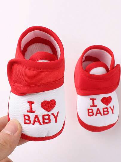 0-1 岁可爱字母“我爱你”柔软舒适布底婴幼儿鞋，适合婴儿女孩公主红色，适合日常家居穿着 0-6 个月 6-12 个月婴儿的第一步