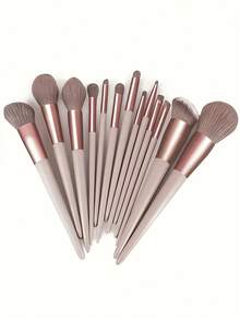 Juego de 13 piezas de brochas de maquillaje profesionales, set de brochas de maquillaje para damas, brochas suaves y esponjosas para maquillaje profesional de base, sombras de ojos y maquillaje mixto, herramientas de belleza, incluida esponja de maquillaje, regalos de belleza, maquillaje para principiantes en cualquier color marrón, herramientas de maquillaje, fibras suaves, fácil de transportar, set de viaje, suministros de viaje, vacaciones, playa, regalos para mujeres y niñas