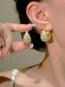 1 Pair Vintage Elegant Smooth Half-Sphere C-Shaped Earrings, Fashion Jewelry Accessories, Lightweight Luxurious Style Suitable For Daily, Party, Wedding Wear