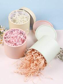 10 جرام / 50 جرام / 100 جرام من حشو الهدايا من ورق الرافيا المقطع لتعبئة وتغليف صناديق الهدايا لأعياد الميلاد والزفاف والكريسماس وحفلات الخطوبة والديكور والمستلزمات المكتبية - متعدد الألوان - مشاهدة 4