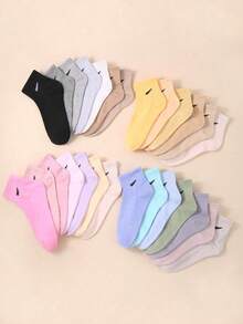 1/10/30 双男女通用运动中筒袜，适合青少年返校日常穿着的跑步运动训练袜，秋冬保暖袜和圣诞节万圣节装饰儿童必需品，儿童生日礼物 - 彩色 - 查看 8