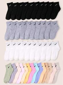 1/10/30 双男女通用运动中筒袜，适合青少年返校日常穿着的跑步运动训练袜，秋冬保暖袜和圣诞节万圣节装饰儿童必需品，儿童生日礼物 - 彩色 - 查看 1