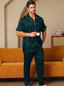 男士两件套睡衣，时尚条纹提花面料，短袖上衣和长裤，休闲睡衣，字母刺绣睡衣套装，春夏款 - 墨綠色 - 查看 3
