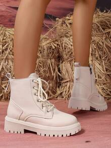 2026秋冬新款女鞋，保暖冬靴，时尚百搭休闲女鞋，真皮踝靴，黑白系带侧拉链短靴，平底女靴，女士踝靴和短靴，时尚女靴