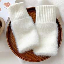 1 par de nuevos guantes sin dedos de felpa de visón para mujer, de unicolor, suaves y cálidos para el invierno. Guantes de punto de lana sin dedos, guantes de mujer de invierno de felpa de punto, con dedos descubiertos, versátiles para pantalla táctil, oficina, estudiantes para escribir.