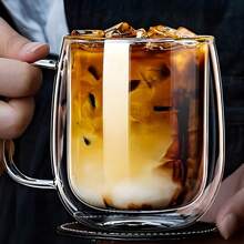 1-2-4件套简约奢华双层玻璃咖啡杯/马克杯。透明，带便携提手，保温保冷，可重复使用。适用于卡布奇诺、拿铁、茶、咖啡、抹茶等，是复活节、圣诞节、生日派对等的理想之选。 - 彩色 - 查看 5