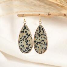Retro Natural Stone Drop Earrings Rock Crystal Gold-Rimmed Exquisite Earrings Elegant High-Grade Sense Earrings.
