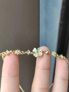 1 Piece Of Women's Bracelet, Perfect For Wearing At Banquets, Graduation Balls, Parties, And Other Special Occasions. It's A Perfect Accessory To Enhance Your Overall Look, Both Bold And Fashionable. - 黃金 - 查看 3