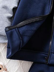 2 piezas Conjunto de estilo deportivo para niños pequeños, chaqueta con cremallera con capucha en parches azul marino y gris + pantalones casuales de unicolor con estampado de letras, otoño/invierno - Azul Marino - Ver 5