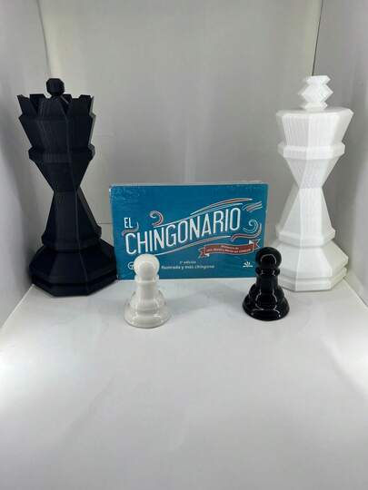 Libro "El Chingonario", léxico mexicano moderno, edición especial para amantes de la cultura mexicana y el lenguaje, humor y expresiones populares, lectura entretenida, útil para regalo y colección.