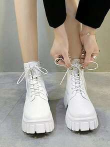 Botas de cordones de moda para mujer,Botas Cortas para Mujer: Estilo Británico y Botas Moteras de Moda | Cómodas de Llevar, Ideal para Actividades Al Aire Libre - Blanco - Ver 1