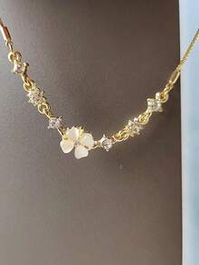 1 Piece Of Women's Bracelet, Perfect For Wearing At Banquets, Graduation Balls, Parties, And Other Special Occasions. It's A Perfect Accessory To Enhance Your Overall Look, Both Bold And Fashionable. - 黃金 - 查看 4