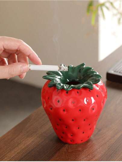 1pc Ceramic Strawberry Ashtray With Lid, Windproof And Anti-Ash, Home Office Decor, Storage Organization, Promotional Gift