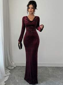 女士优雅高端酒红色垂褶领长袖褶皱修身鱼尾天鹅绒烧花长裙，性感贴身，适合宴会、派对、正式场合、新年、春节、情人节、约会等场合。 - 酒紅色 - 查看 6