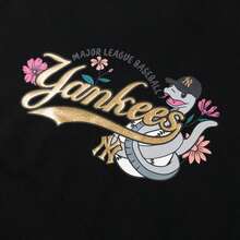 MLB Unisex NEW YEAR SNAKE OVERFIT HOODIE Casual Top Sportswear Simple Comfortable Pullover Sweatshirt 3AHDQ0151-50BKS - Black - View 7