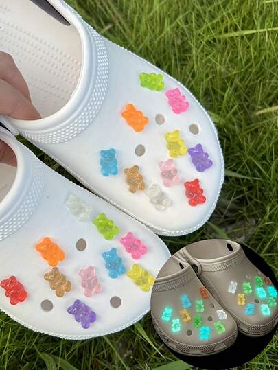 10/14pcs/Set Luminous Gummy Bear Series Shoe Decoration, Diy Accessories For Clogs Sandals, Transparent Glow-In-The-Dark Bear Clogs