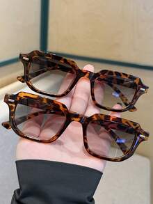 1pc/2pcs Women's Fashion Sunglasses, 2024 New Retro Rivet Square Sunglasses, Suitable For Vacation And Party - Multicolor - View 23