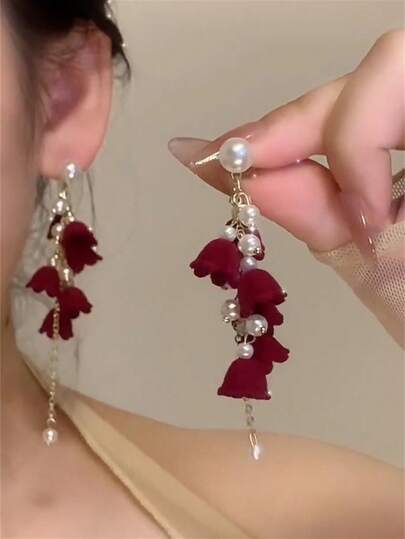 CVNANA 2 件复古优雅长款铃兰仿珍珠流苏耳环，法式时尚优雅耳环，适合日常佩戴、派对、度假、婚礼，女士精美礼品，适合圣诞节、新年等各种节日