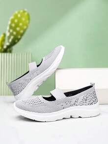 Women's Slip-On Breathable Knit Sneakers - Lightweight Breathable Casual Shoes, Solid Color Design, Fashionable And Versatile Sports Shoes
