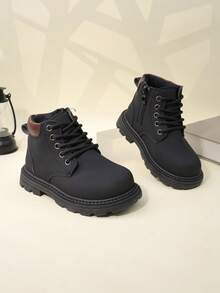 1 par de botas cortas negras para niños pequeños/niños, material de PU tipo gamuza, bloque de color, con cordones y cremallera delantera, punta redonda, suela blanda, estilo británico retro, cálido y lindo, adecuado para niños y niñas de 3 a 12 años, uso casual/escolar, otoño/invierno