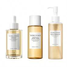 3件套舒缓积雪草护肤套装，包含卸妆油、爽肤水和精华液，清洁毛孔，改善肤色，缩小毛孔，适合敏感肌肤，每日清洁保湿。