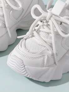 2024春季新款时尚儿童厚底运动鞋，男童运动鞋，女童透气网眼跑步鞋 - 白色 - 查看 5