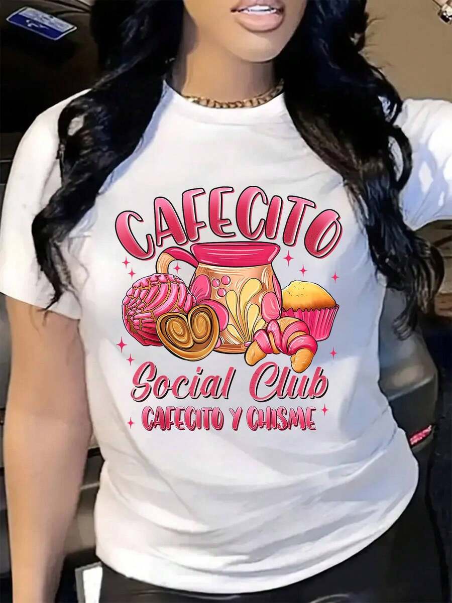 Estampado de pastel de café gourmet. Nueva. Camiseta informal de manga corta y cuello redondo para mujer, ideal para todas las estaciones.
