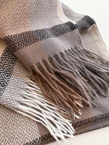 1件秋冬女士优雅复古多色格纹条纹提花仿羊绒围巾/披肩，带流苏，冬季保暖休闲加厚款连衣裙围巾 - 黑色 - 查看 4