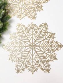 1pc Christmas Placemat, Gold Snowflake Shaped Pvc Placemat, Christmas Table Mats, Dinner Mat, Washable, Easy Clean, Wipe-Clean, Non-Slip, Heat-Resistant, Christmas Decorations For Home, Dining Table Decor, Merry Christmas Party Decoration Supplies, Home Decor, Room Decor, Christmas Kitchen Decor, Christmas Gifts, Xmas Party Decor, Christmas Decor, Birthdays, Weddings, 2026 New Year Decor