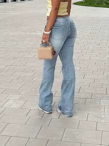 2025 Minimalist Stylish Women's Slim Fit Casual Flare Leg Long Jeans - Light Wash - View 4