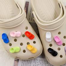 10 件套鞋饰套装，可拆卸 ABS 迷你彩色鞋，采用各种颜色的 3D 造型迷你可爱鞋，适用于 DIY 凉鞋和花园鞋