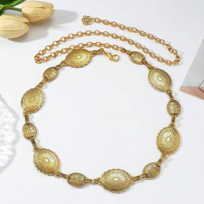 Elegant Curve Women's Gold Waist Chain - Engraved Oval Pendant, Vintage Denim Belt, Suitable For Western Festivals, Casual Wear And Party Looks, Perfect For Ladies Who Love Retro Elegance And Denim Fashion, An Ideal Accent To Highlight Your Curves.