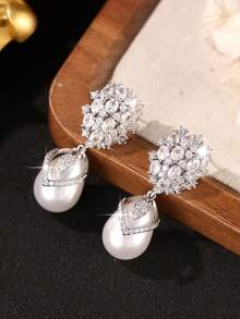 jealous young 1對優雅大花簡約款CZ貝殼珍珠婚禮垂墜耳環，女款新娘奢華鋯石吊墜耳環，適合節慶、訂婚派對 - 白色 - 查看 6
