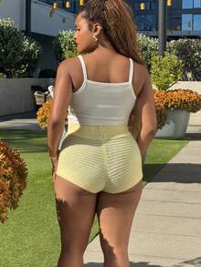 Tyla Gomez Women's Starfish Pattern Hand Crochet Knitted Shorts