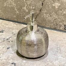 Luksusowy, szczotkowany, galwanizowany, ceramiczny dozownik do mydła w kolorze szampańskiego złota, butelka na mydło w płynie do łazienki w hotelu, srebrna butelka z pompką do balsamu, butelka na żel pod prysznic, okrągła, antypoślizgowa dekoracja blatu, wysokiej klasy dozownik do mydła w płynie z pompką