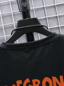 YUNCHIC Men's Casual Versatile Top, Loose Fit, Minimalist Style, Suitable For Summer, Comfortable And Not Stuffy, Creative Graphic Design, Relaxed Short Sleeve T-Shirt, Can Be Paired With Contrasting Elements - Black - View 6