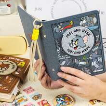 TOM AND JERRY. 1 件汤姆和杰瑞粘性毡笔记本，汤姆猫、杰瑞老鼠、斯派克狗经典儿童动画人物封面笔记本，卡通和工艺品新奇小册子圣诞礼物，适合粉丝、家人、朋友、办公室成人、学生返校[官方*] - 彩色 - 查看 6