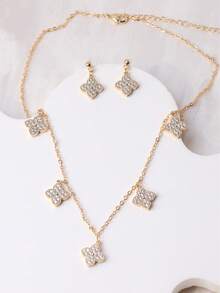 1 Set eleganter Kleeblumen-Schmuck, geeignet für den täglichen Gebrauch und Veranstaltungen